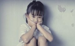儿童自闭症的早期表现有